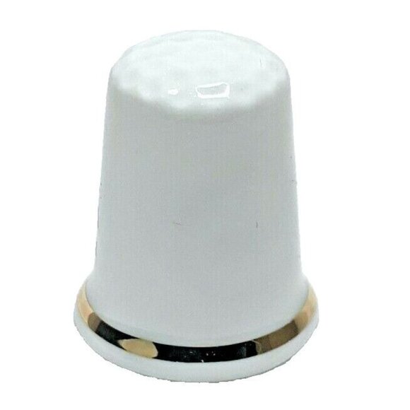 Sampson Souvenirs P&O European Ferries Collectors Porcelain China Thimble - Picture 4 of 5